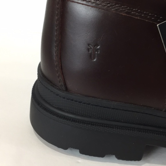 New Frye trike men’s waterproof snow boots - Picture 4 of 8